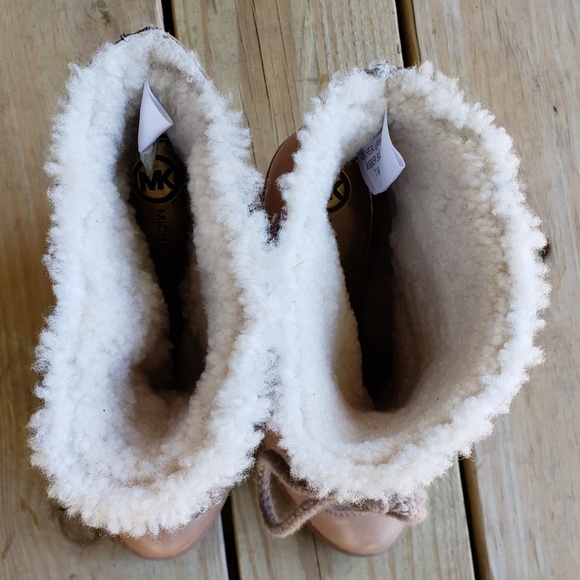 Authentic Michael Kors SheepFur Leather Wedge Boot - Picture 4 of 8